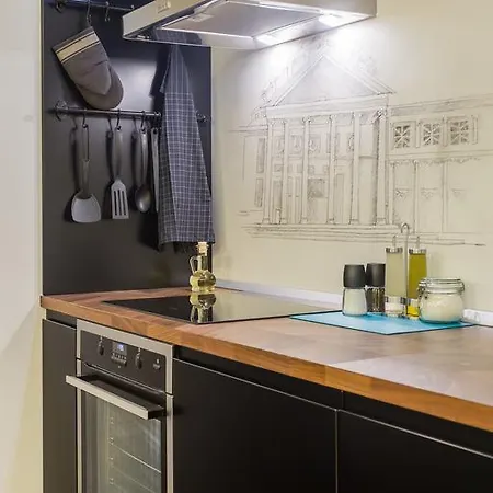 Apartment ★ Vernescu ★ Ace Location. Luxury Building *