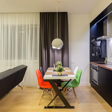 ★ Vernescu ★ Ace Location. Luxury Building Bukarest