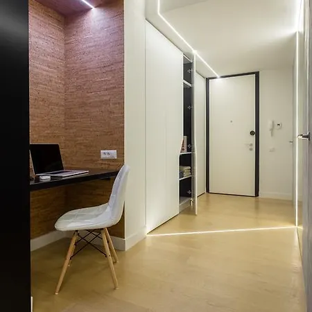 ★ Vernescu ★ Ace Location. Luxury Building *